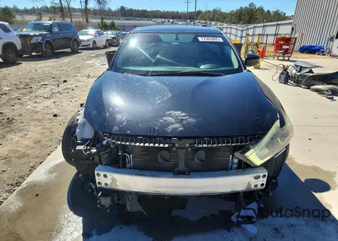 2017 Nissan Maxima 3.5S z USA, uszkodzony, nr VIN 1N4AA6AP1HC362273